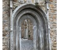 5 clonmacnoise doorway2